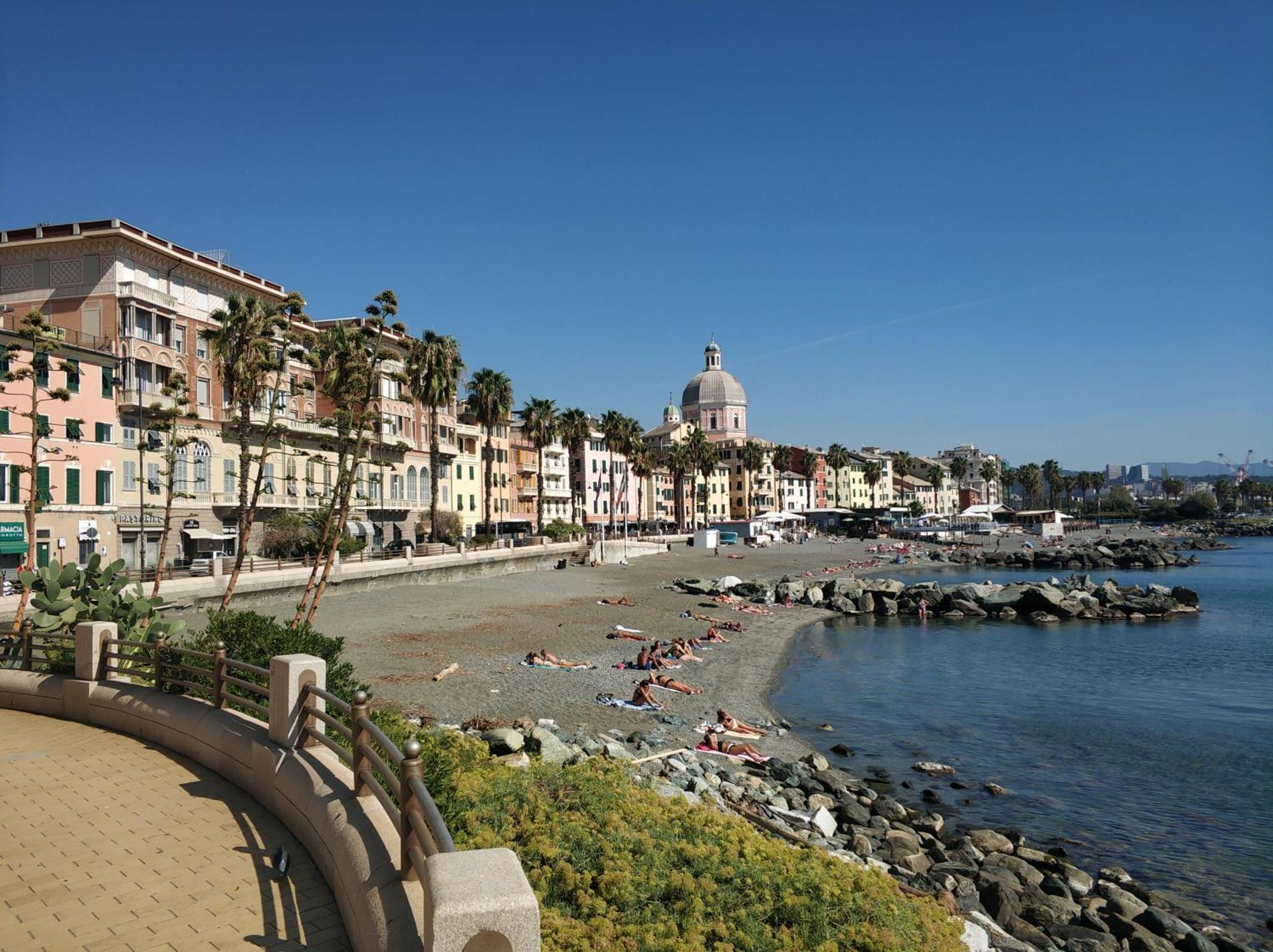 Appartamento Del Porticciolo Genua Exterior foto